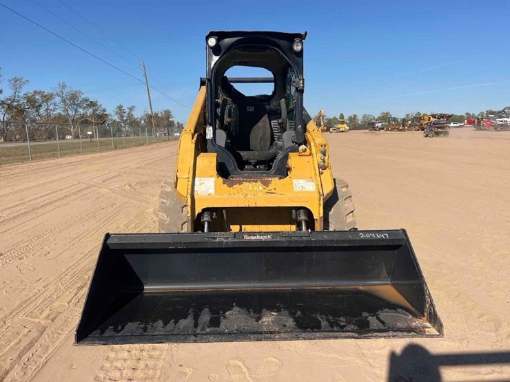 2017-caterpillar-262d-image-7