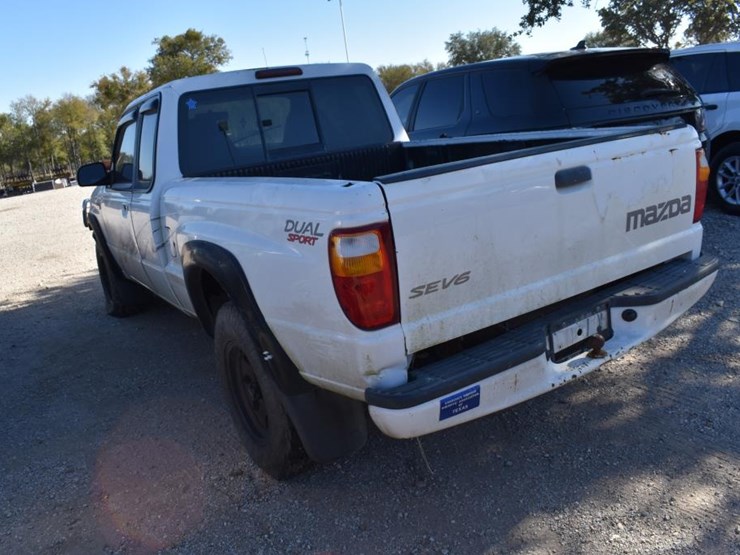 2001-mazda-b30-pickup-(salvage-pickup)-(no-keys,-not-running)-(vin-#-4f4yr1-image-4