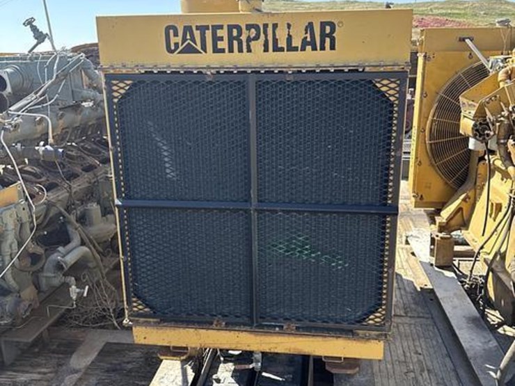 caterpillar-d353-image-2
