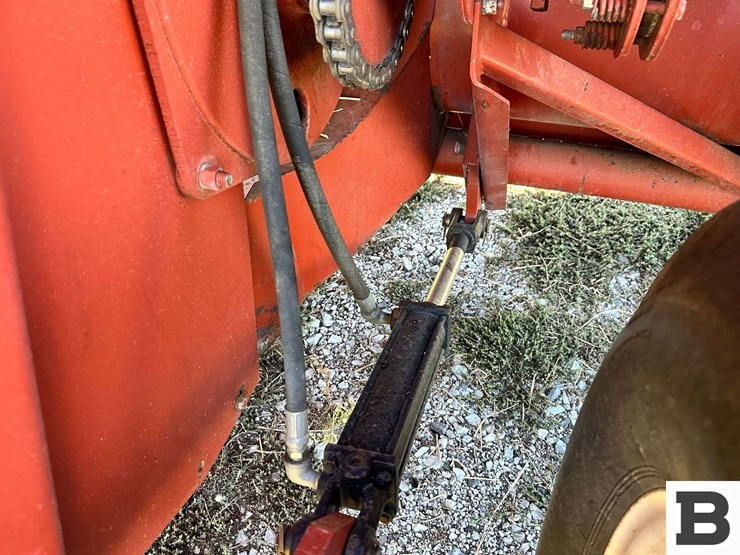 hesston-4655-image-38