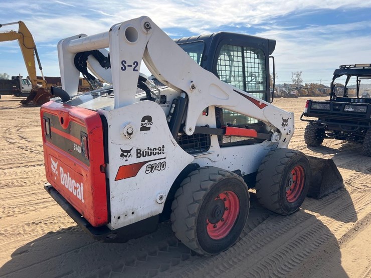 2022-bobcat-s740-image-4