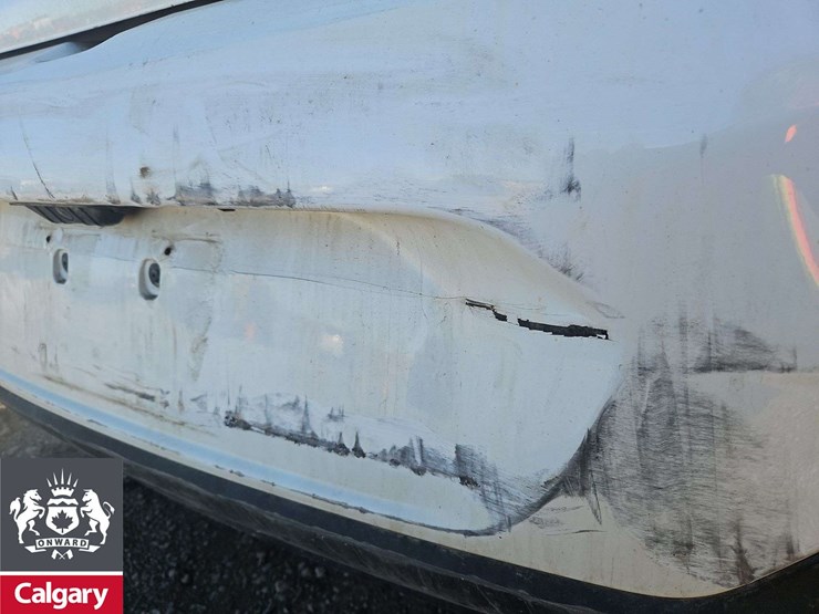 2018-chevrolet-cruze-lt-4dr-hatchback-image-9