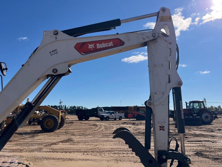 2024-bobcat-e60-image-24