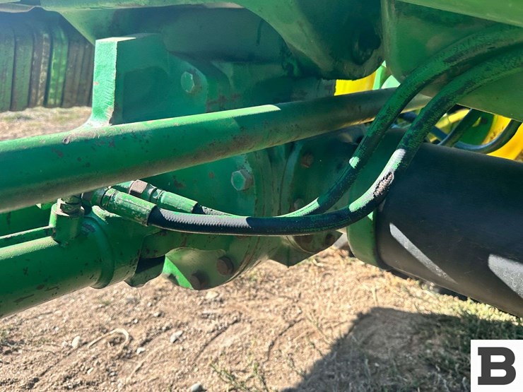 1993-john-deere-7600-image-17