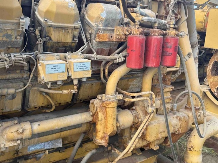 2001-caterpillar-3508-image-8