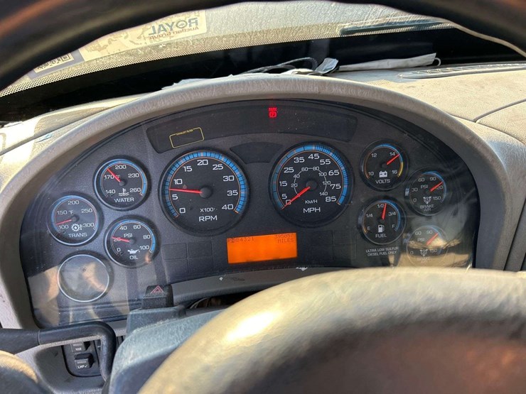 2011-international-workstar-7400-image-19