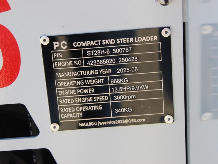 #3509-•-mini-loader,-skid-steer-image-8