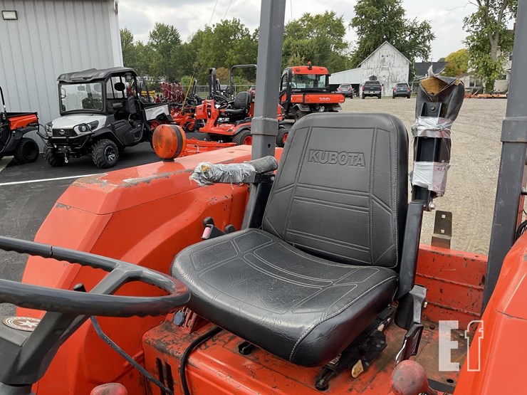 1997-kubota-m4700-image-16