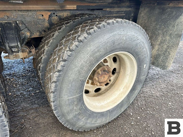 2008-peterbilt-386-image-48