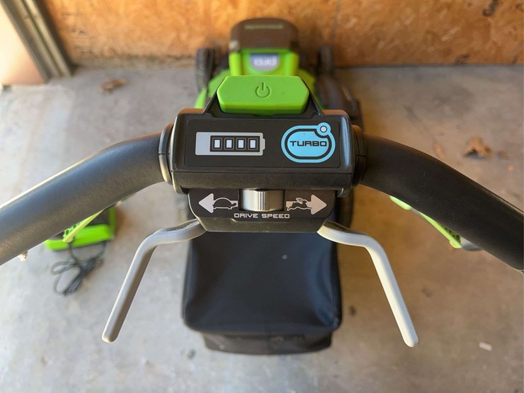 yard-force-push-mower-&-image-12