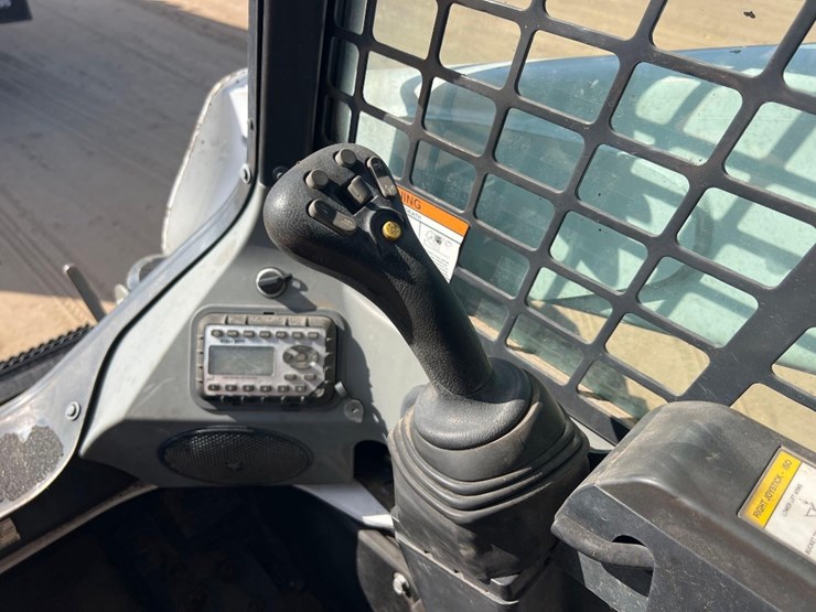 2022-bobcat-s770-image-20