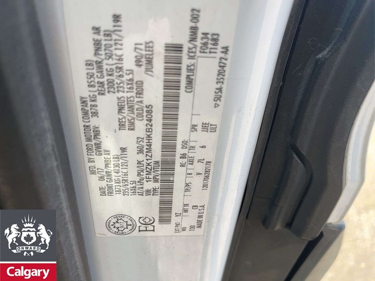 2017-ford-transit-image-22