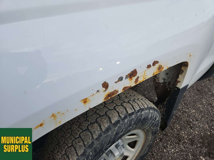 2016-chevrolet-silverado-1500-image-37