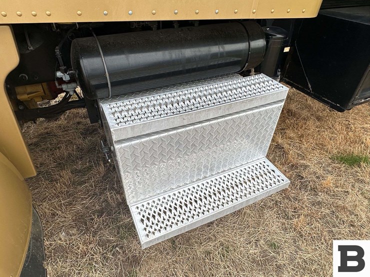 2000-peterbilt-grain-truck---lewiston,-id-image-12