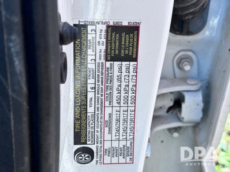 2018-nissan-titan-image-63