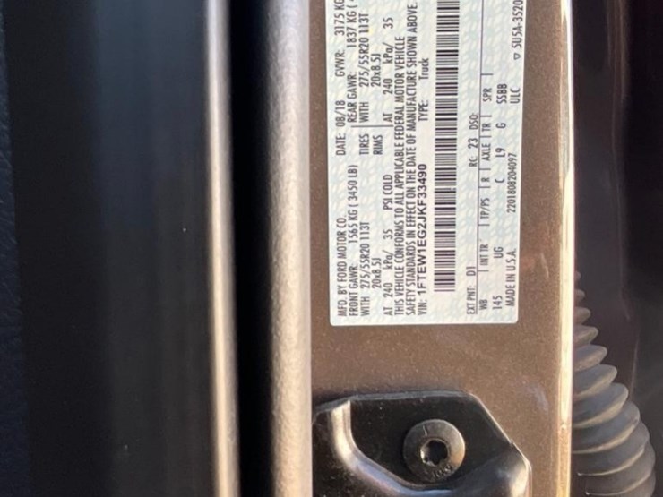 2018-ford-f150-xlt-image-19