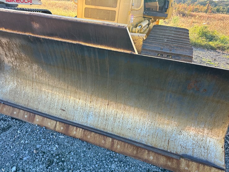 #32837-•-komatsu-39px-crawler-dozer-km10d130kka096648-image-31