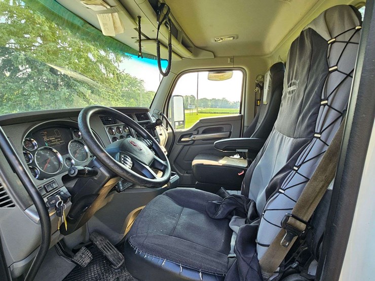 2019-kenworth-t880-image-20