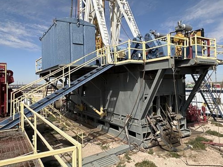 caterpillar-c15-image-16