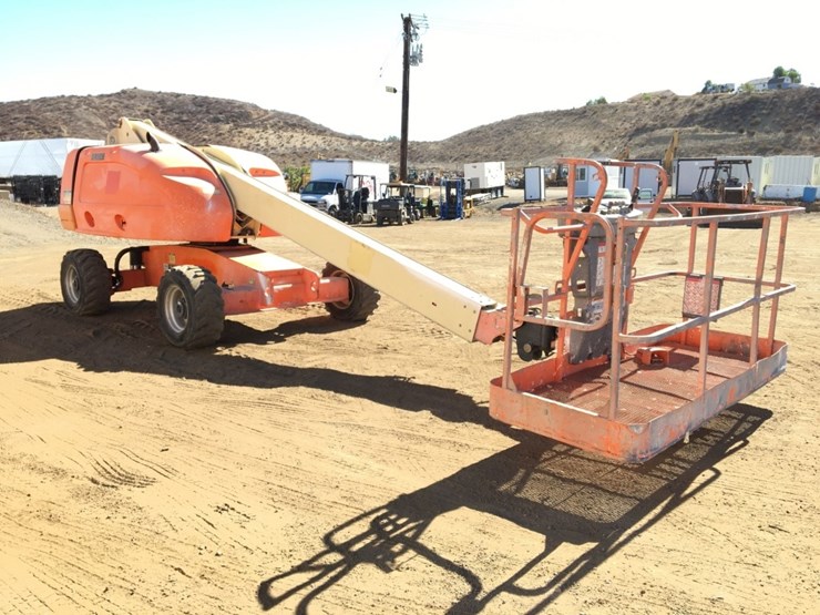 2007-jlg-400s-image-2