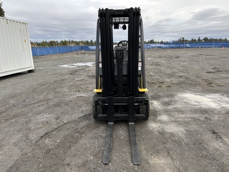 yale-50vx-forklift-image-8