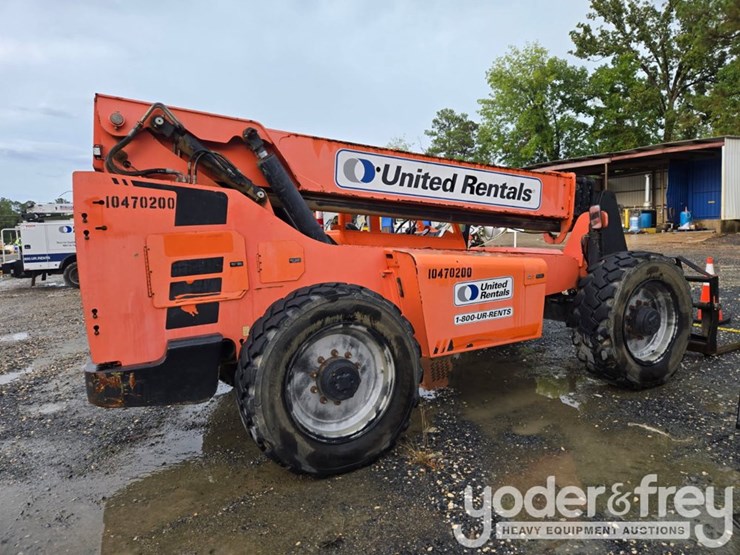 2016-sky-trak-8042-image-4