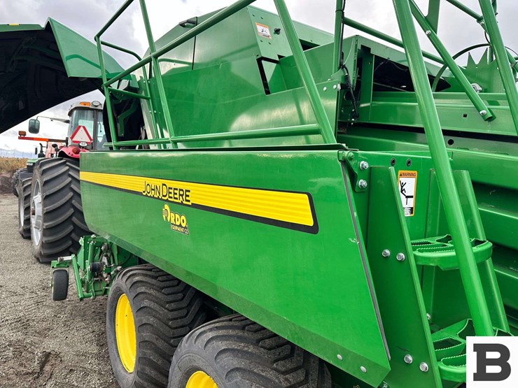 john-deere-l341-image-34