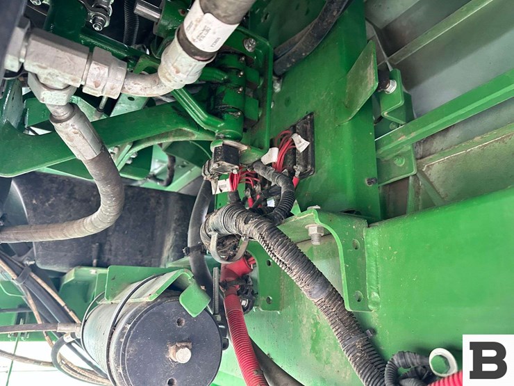 john-deere-w235r-image-74