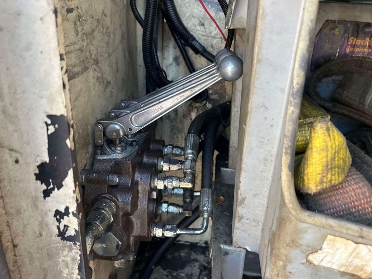 2011-international-workstar-7400-image-13