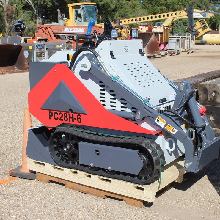 #3509 • MINI LOADER, SKID STEER