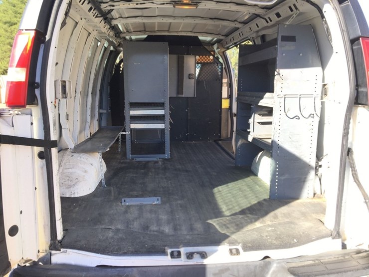 2007-chevrolet-express-2500-image-10