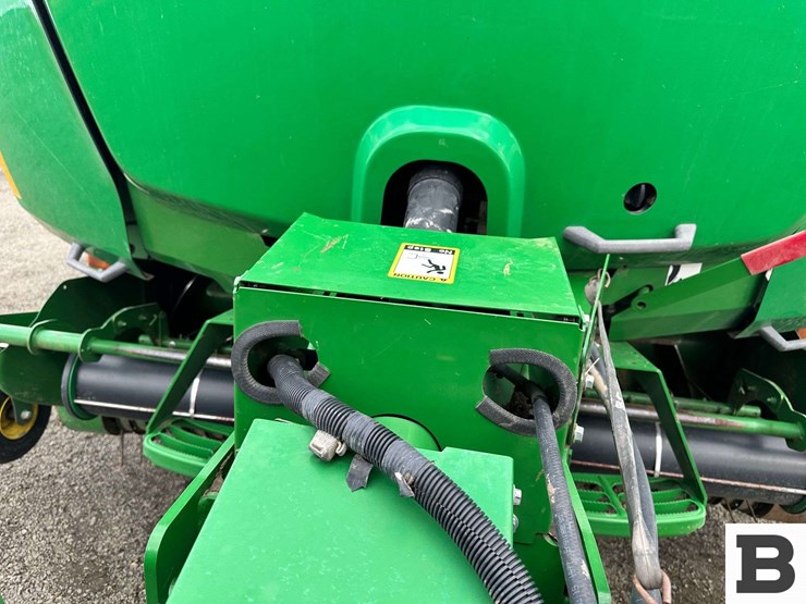 john-deere-l341-image-14