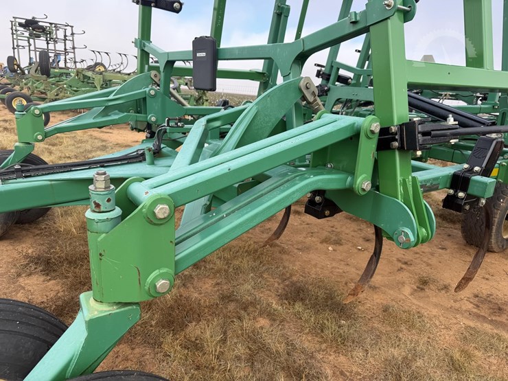 great-plains-6330uc-image-14