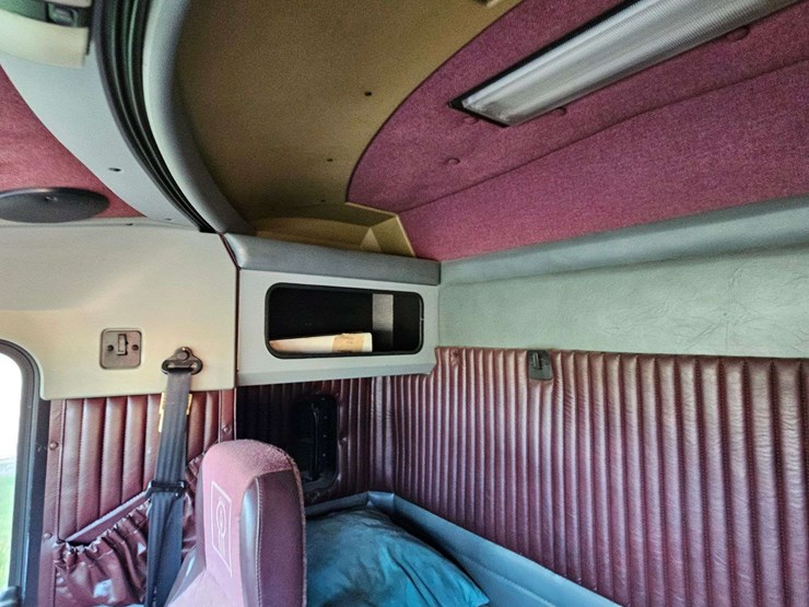 1997-kenworth-t800-image-28