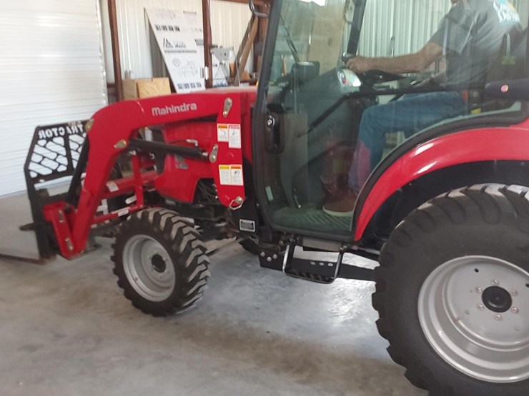 2023-mahindra-1635-hst-image-36