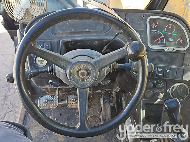 2015-jcb-509-42-image-31