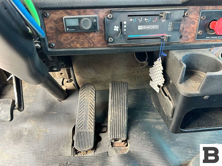 2000-kenworth-t800-image-72