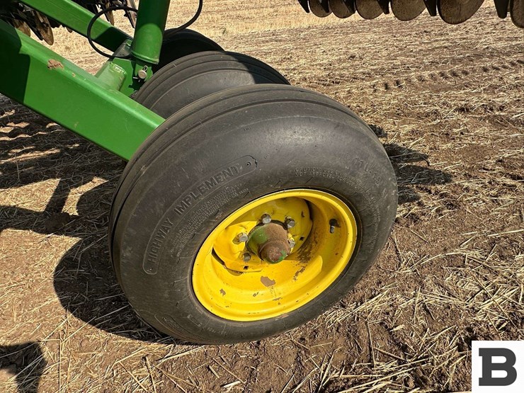 john-deere-455-image-35