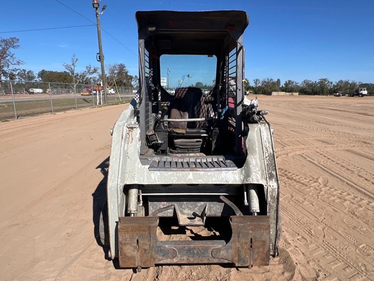 2012-takeuchi-tl230-image-7