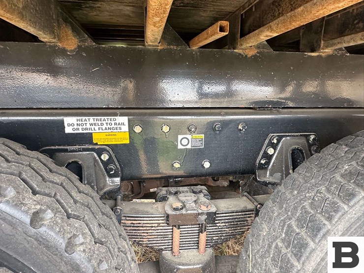 2000-peterbilt-grain-truck---lewiston,-id-image-29