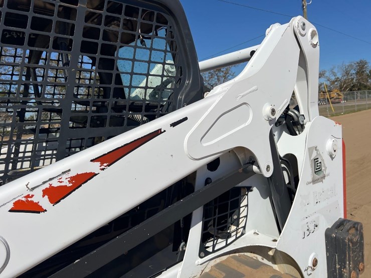 2019-bobcat-t595-image-19