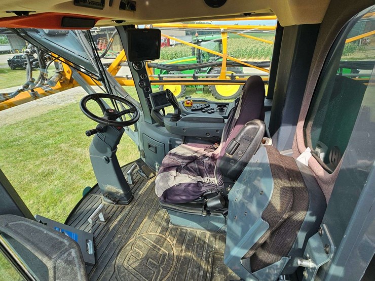 hagie-sts12-image-15