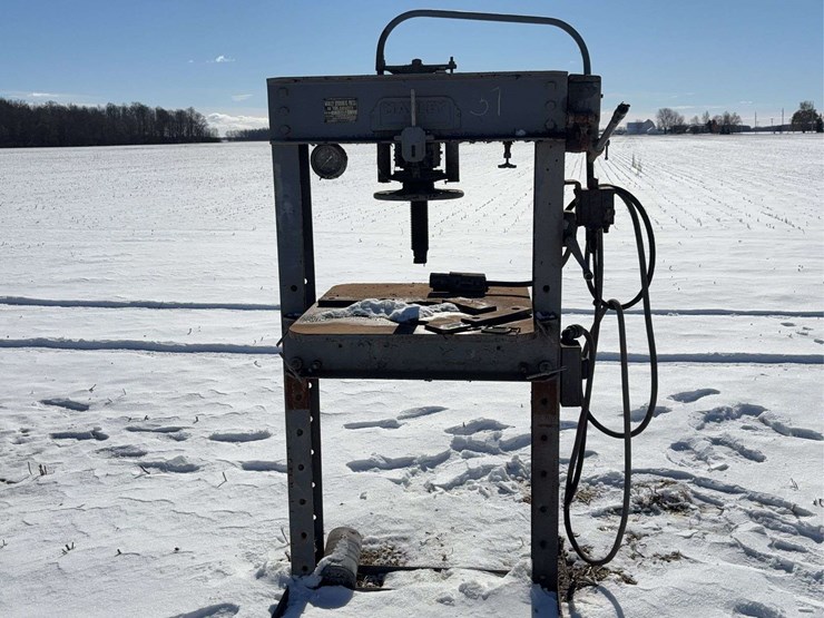manly-hydraulic-press-image-1