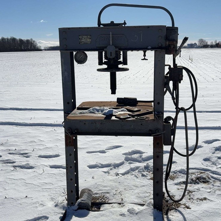 Manly Hydraulic Press