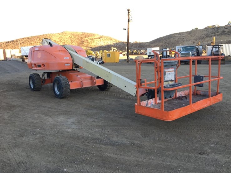 2008-jlg-400s-image-2