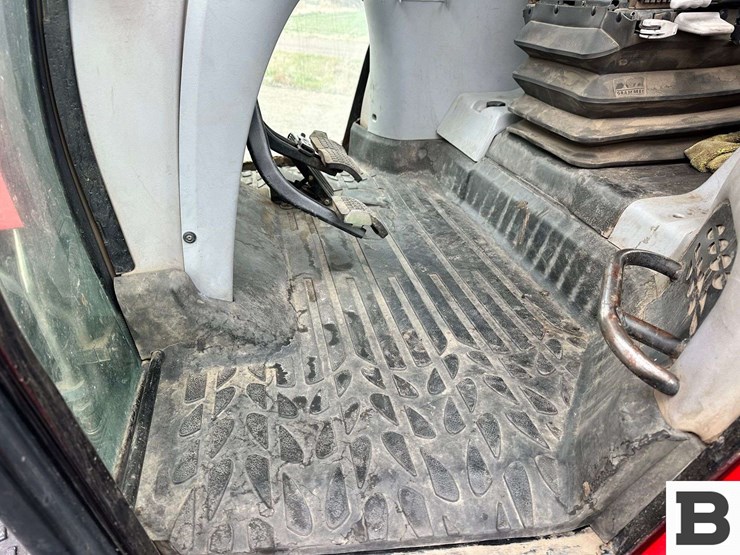 2008-massey-ferguson-8480-image-73