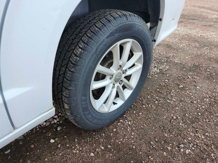 2015-dodge-grand-caravan-sxt-image-44