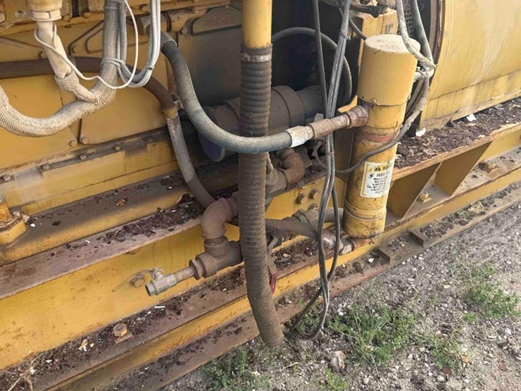 2001-caterpillar-3508-image-15