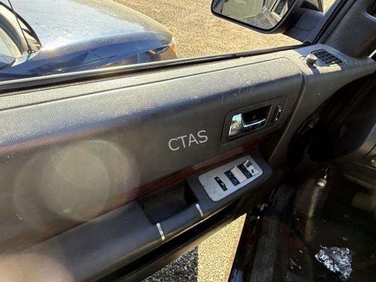 2010-ford-flex-image-18