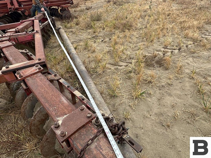 massey-ferguson-720-image-18